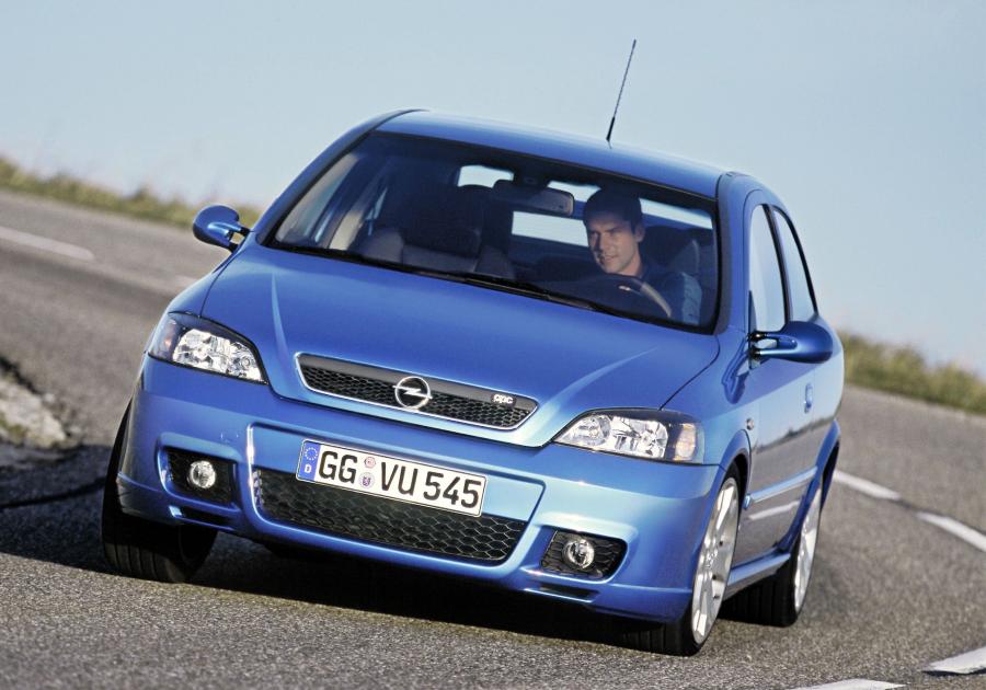  Opel Astra OPC (G) 2002 года  (фото 18 из 26)